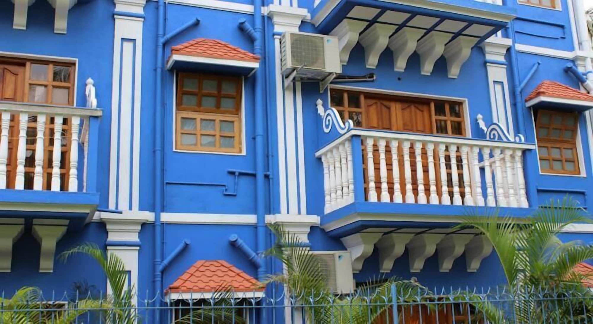Mayflower Beach Resort By Casa Eternal Baga Εξωτερικό φωτογραφία