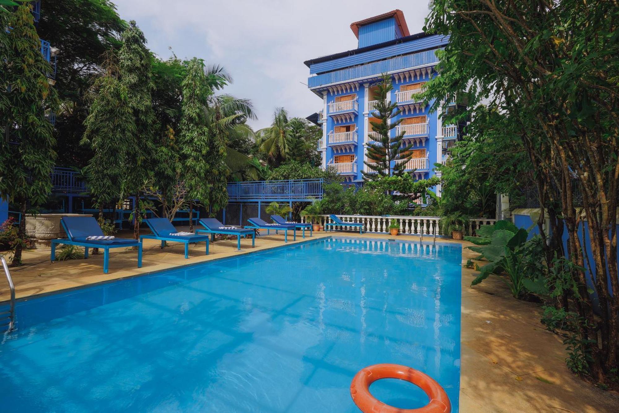 Mayflower Beach Resort By Casa Eternal Baga Εξωτερικό φωτογραφία